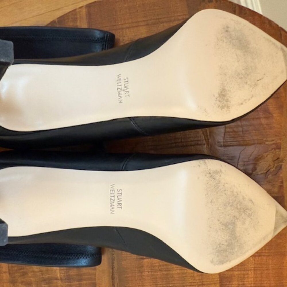 Stuart Weitzman Black Leather Heeled Bootie, Size 10.5 - Picture 4 of 5